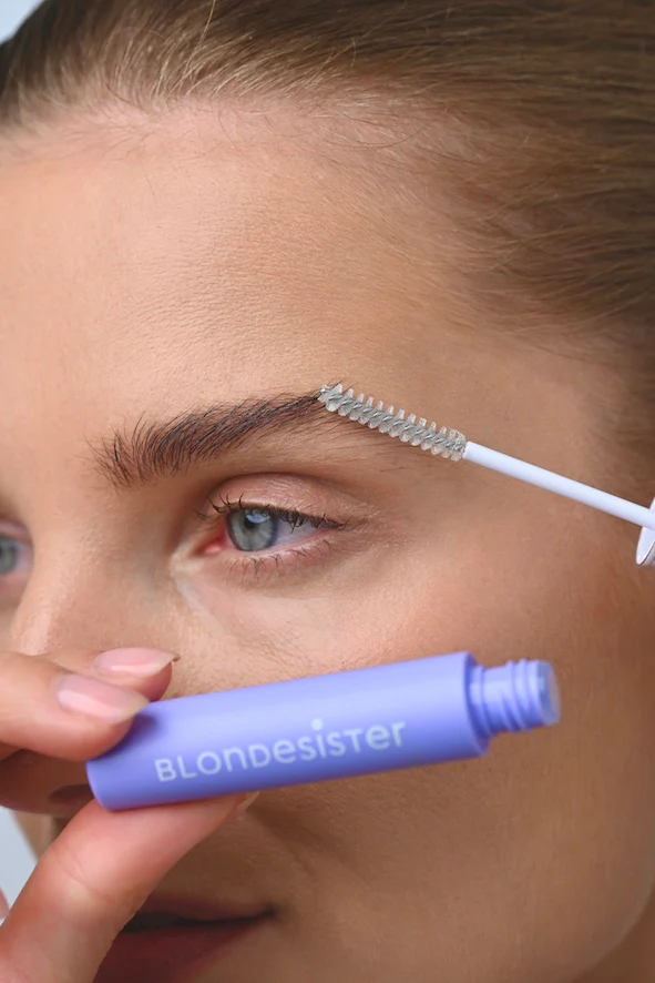 BLONDESISTER antakių gelis 3in1 Fix&Go Brow Gel, 7 ml