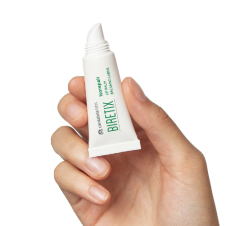 biretix-isorepair-lupu-balzamas-10-ml-202606171517502-500x500 BIRETIX ISOREPAIR LŪPŲ BALZAMAS, 10 ML